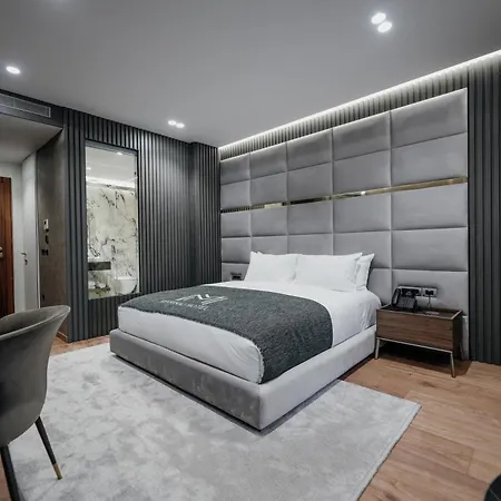 ホテル Marinaj & 4*