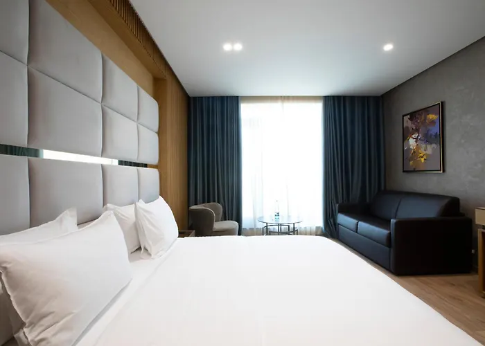 Hotel Marinaj &