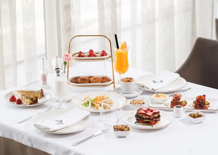 Hotel Marinaj &