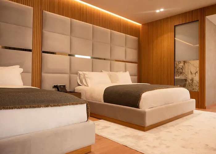Marinaj & Hotel