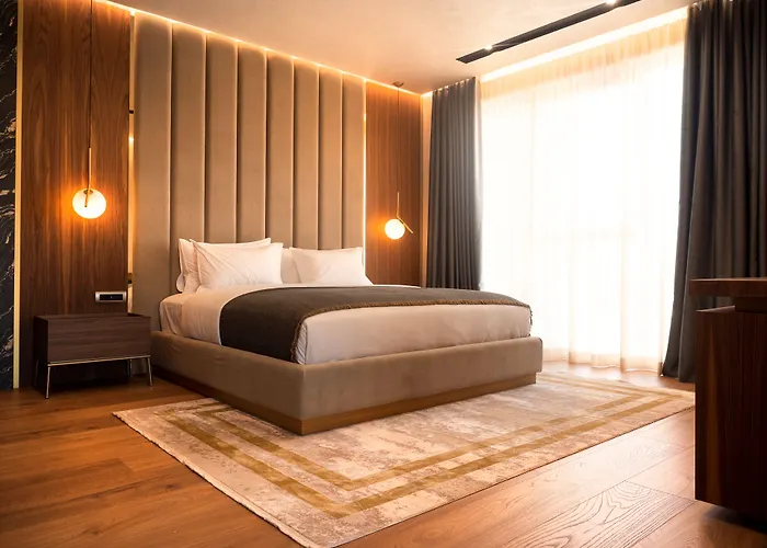 Marinaj & Hotel