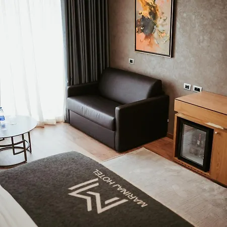 Marinaj & Hotell
