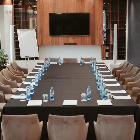 Hotell Marinaj & Tirana